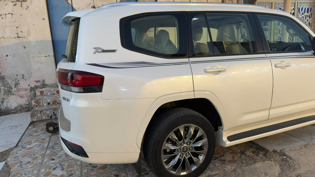 لاندكروز GX.R 2022 للبيع

مكينه 4000 تنفس طبيعي 

  ساز اصل ام التطبيق

مكفوله كفاله عامه بيه فقط BDR 

رقم بغداد بأسمي تحويل ثاني يوم

السياره جاهزه من كلشي ومبيها اي نقص  ونضيفه حيل 

فول مواصفات بفئتها ماشيه 45,000 الف 
حقيقي 

السعر - 625 وبيها مجال للطيبين
العنوان - ميسان 
الهاتف - ***********
