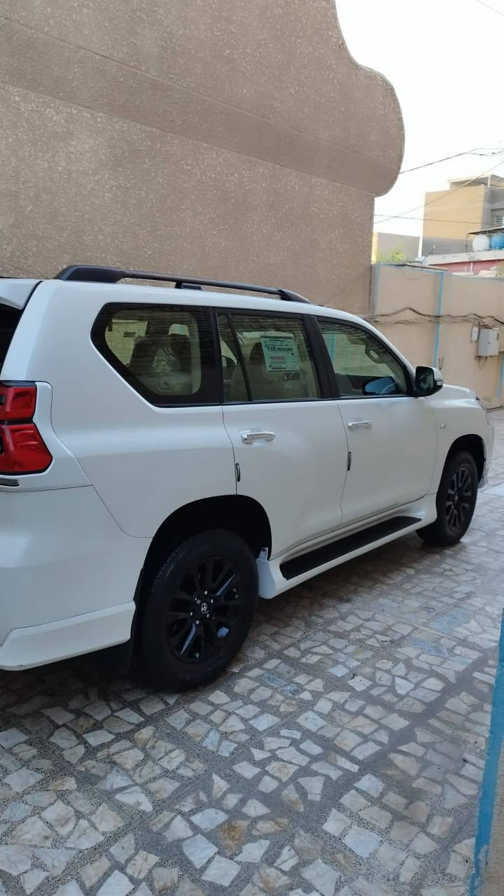 سلام عليكم 
برادو 2023
كفاله عامه مغلفه ppf 
رقم اربيل بسمي 
سعر 460 وبيه مجال 
مكان السياره بابل 
للستفسار ***********
