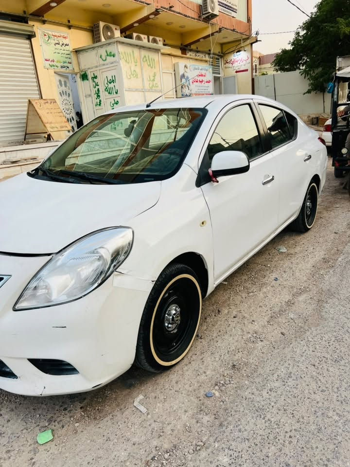صني كص جنطه ادوات ادوات متومه نكليزي طبق الاصل جاهزه السياره وجديده من كلشي كير ومحرك وتبريد وتخم تاير توني شاده رايدها ب٣٧ 
رقمي ***********

