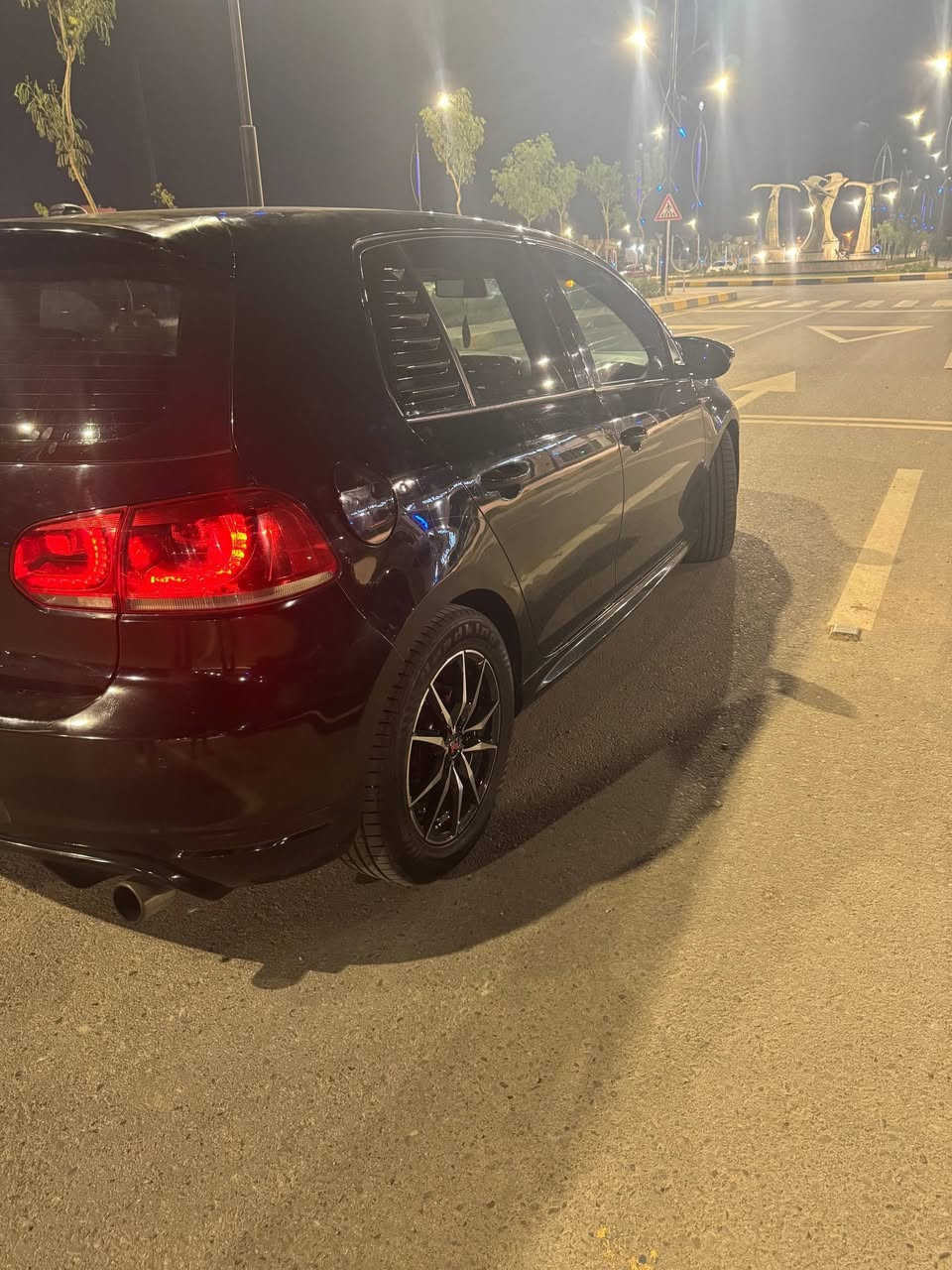 كولف GTI MK6  رقم اربيل
موديل : 2011 
مكينه : TSI توربو 2000
كير 6 نمر DSG 
ضرر جمالغ امامي صبغ فقط 
السياره كامله - طخم صدر جديد- اربع تايرات و اربع اوياله جدد 
شفتات  نمر + السياره كير توماتك 
تبريد ثلج 
فتحه سقف تحكمات استيرن شاشه كبيره
هزه او رقم  جديده 
————————————-
السعر : 90$ 
الرقم للتواصل : ***********
