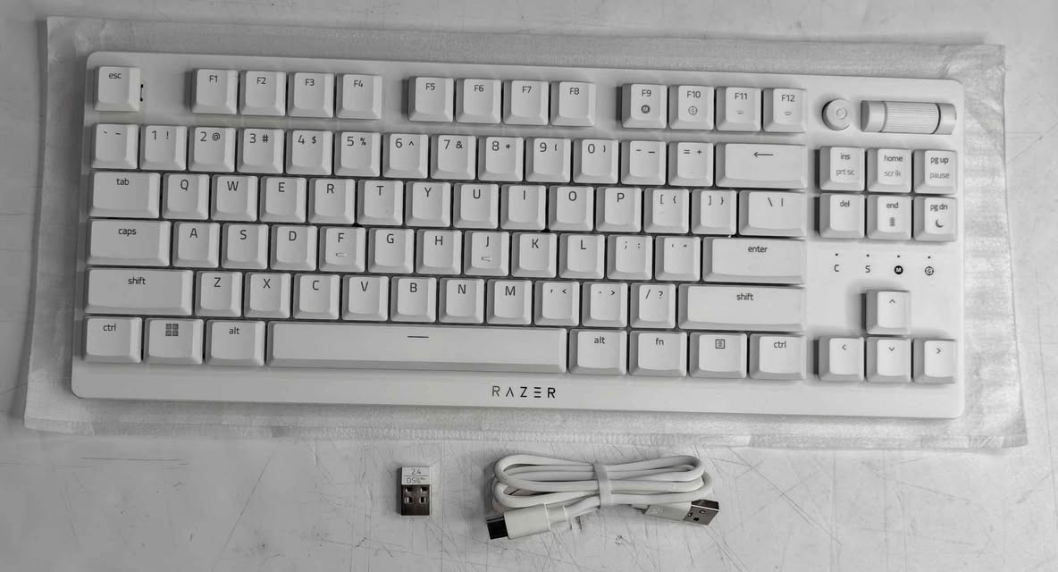 رايزر DEATHSTALKER • V2 PRO TKL • نظيف