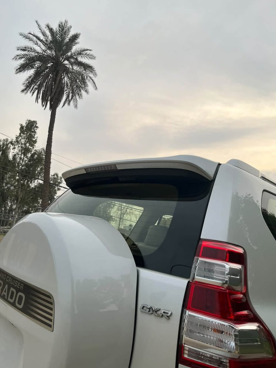برادو GXR • ٢٠١٦ • مشي ١٧٠٠٠٠ كم
