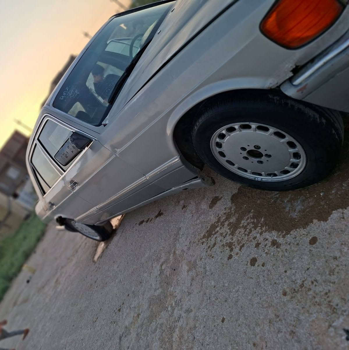 مرسيدس رئاسي  300  موديل  1990  
السعر فقط  18 $  وبيها مجال قليل للشراي 
محرك وكير 2500 ياباني 
راعيها مسافر بدون تحويل
العنوان النجف *********** ✅ 
سنويه استنساخ فقط وتكفل سرقه وعشائر ♻️

