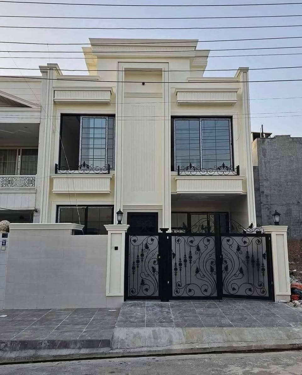 عرض الترميم الشامل 
لمنزلك .. مكتبك .. شركتك .. محلك التجاري
نعمل بنظام الترميم الشامل 
يشمل جميع اعمال الترميم الداخلية والخارجية

صبغ ـ ديكورات ـ جبس ان بورد ـ اعمال حدادة ـ
تعهدات زجاجية علمة
اعمال الجص والبياض والتصليحات
كاشي ـ سيراميك ـ بورسلاين ارضيات وجدار
واجهيات منازل و مكاتب و عمارات 
تأسيسات صحية عامة ماء ومجاري

للحجز والاستفسار الاتصال على 
***********
