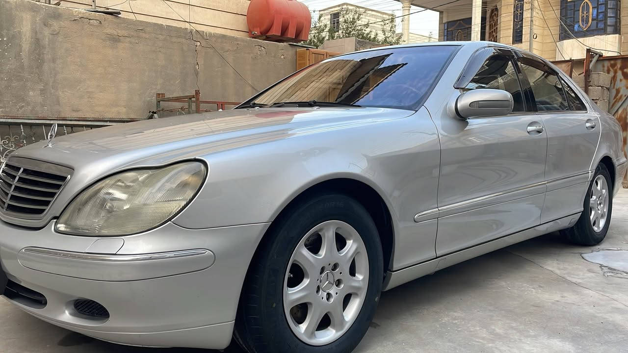 مرسيدس s500
مديل 2002
بيه قطعه كلير وصبغ صندوك
ماشيه 140 وقابل للزياده 
رقم بصره بسمي
١٤٠ بيه مجال 
الاتصال ***********
