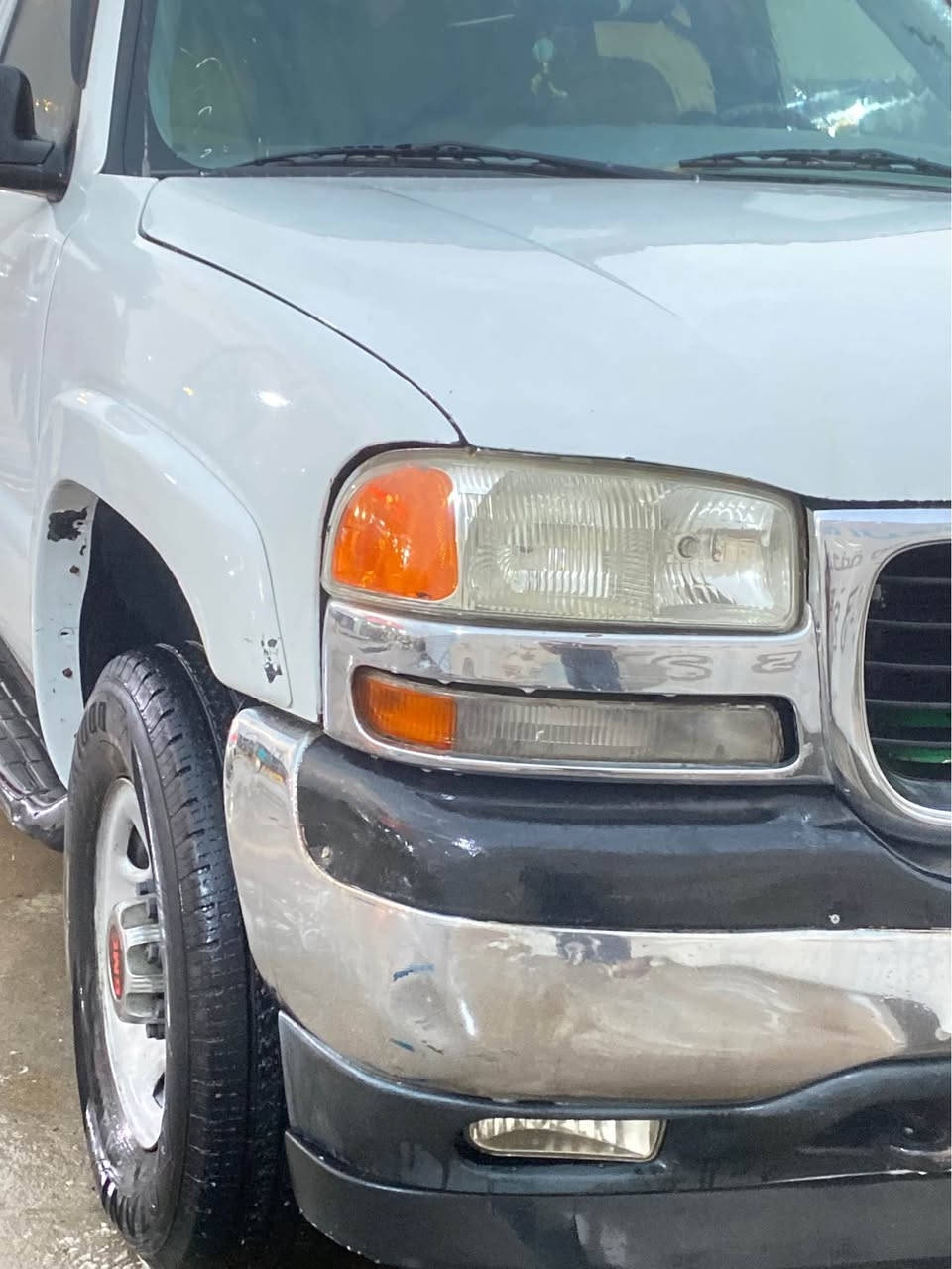 يوكن 2001 اصل 8100 بيها محرك 5300 
سياره تبريد شغال سياره السعر 85 و بيها مجال البصره تنومه الصالحيه *********** البصرة, العراق
