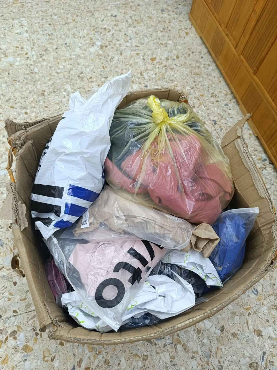 يفيد المشاريع الصغيرة والمحلات باسعار مغريه جمله ،،
للتواصل ‏‪***********‬‏
عنوان الأمين الثانية بيت بنيه 
يوجد توصيل ايضا 🚚
