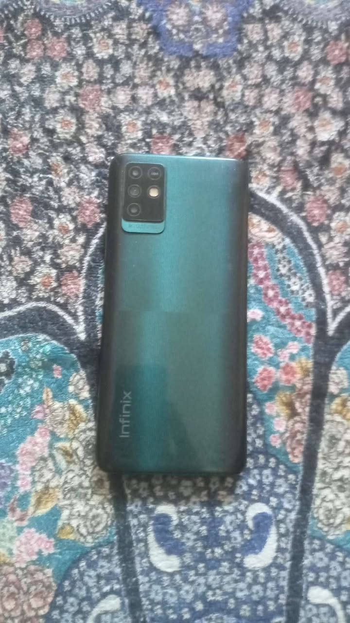 سلام عليكم شباب عندي تلفون
ايم الجماز lnfnix NOTE10
الجماز نظيف 
الذاكره 128 بطاريه 5000
علواني ديوانيه حي الوحيد هاذا رقمي ***********
بي واتساب
