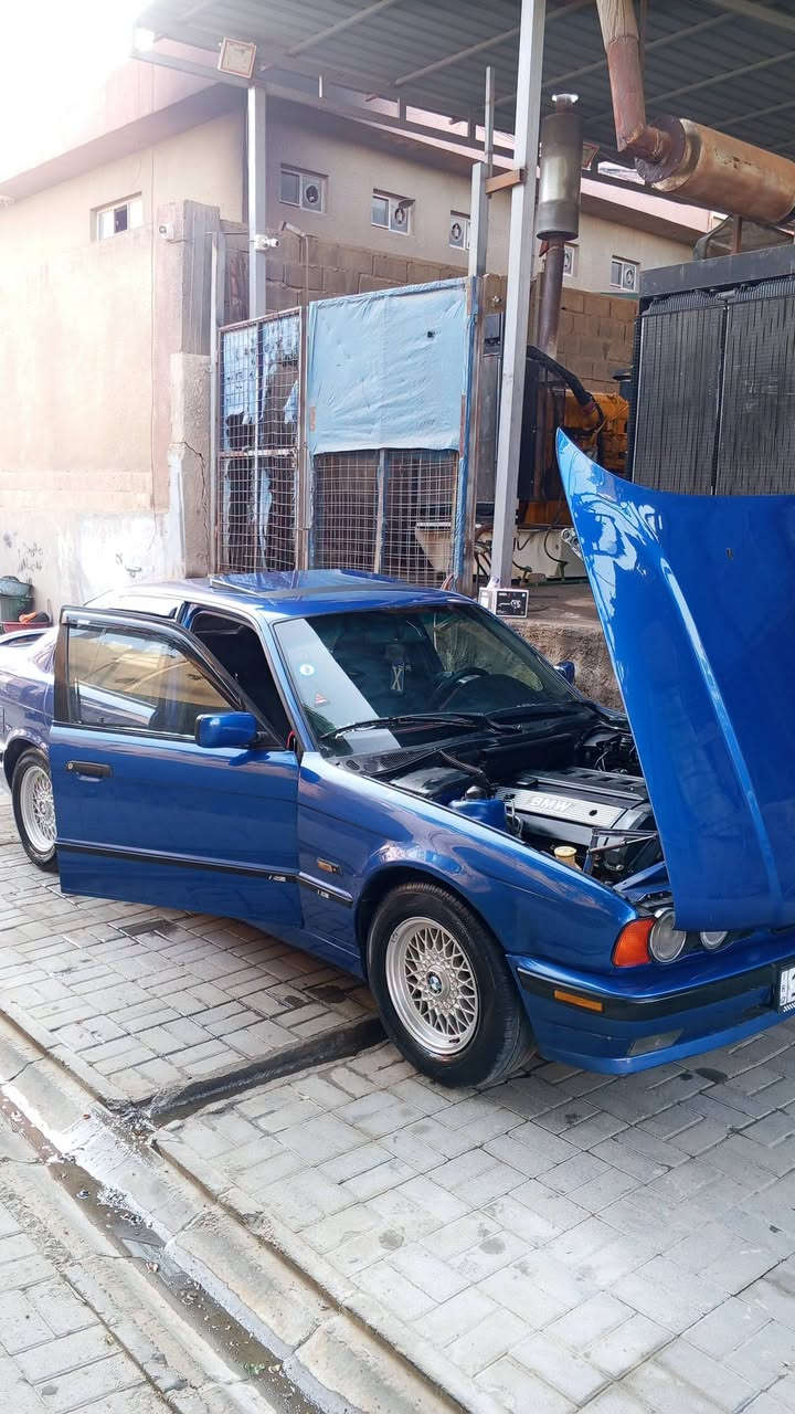 بي ام ٥٢٥ • ١٩٩٢ • قضاء هيت