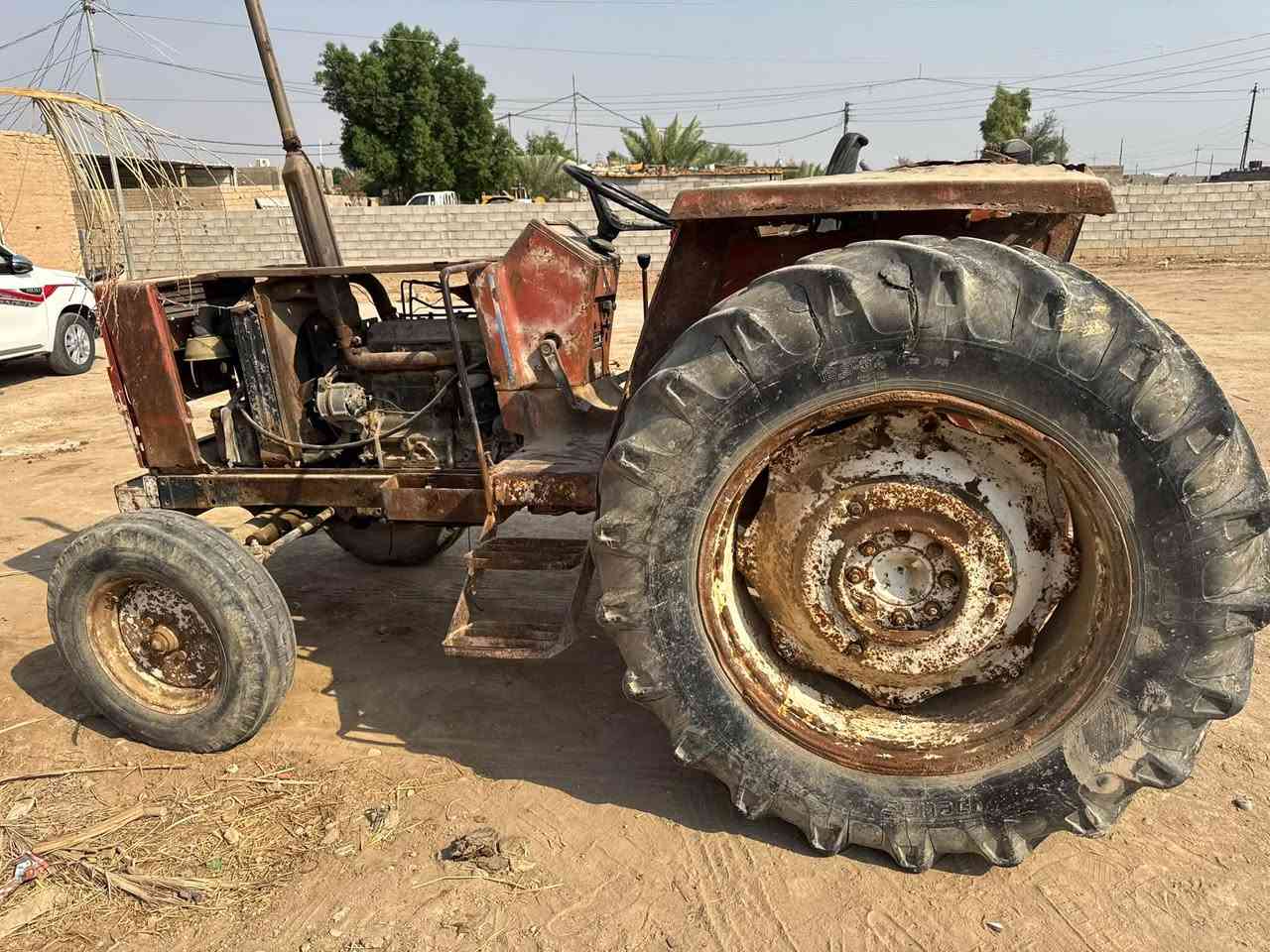 فيات • مكينة • نضيفة