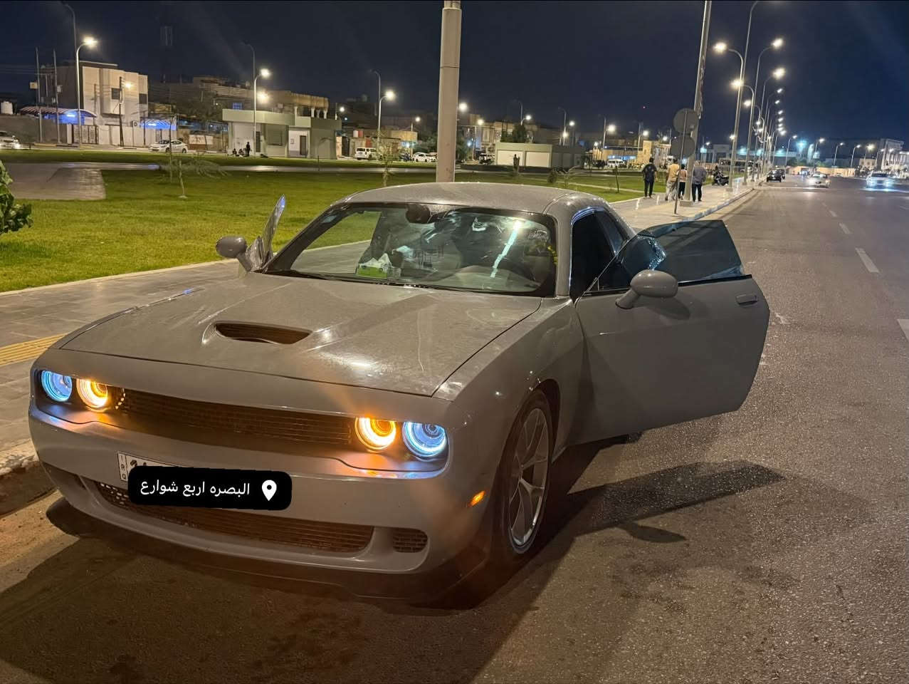 🚗 للبيع او مراوس حسب الاتفاق دودج تشالنجر

 الموديل:2022 🚗

* 2022
* الفئة: 6 سلندر 3.6 لتر (V6)
* ناقل الحركة: أوتوماتيك
* اللون: سموك سمنتي (لون مميز وجذاب)
* الممشى: 48,000 كم

المواصفات:

* شاشة
* كاميرا خلفية
* حساسات اماميه خلفيه 
* تشغيل بصمة
* مواصفات اخره 

الحالة:

* السيارة نظيفة جداً من الداخل والخارج
* استخدام خفيف
* جاهزة للاستخدام الفوري بدون مصاريف تُذكر
* يوجد حادث موضح بالصور
* ملاحظة: يوجد لحام خفيف في الشاصي وباب السائق بارد بصيط
* سياره بصره باسمي تحويل للمشتري ثاني يوم

السعر:

* 160,000 دولار (قابل للتفاوض بالمعقول)

الموقع:

* البصرة – الأربع شوارع – حي الأساتذة

التواصل:***********
