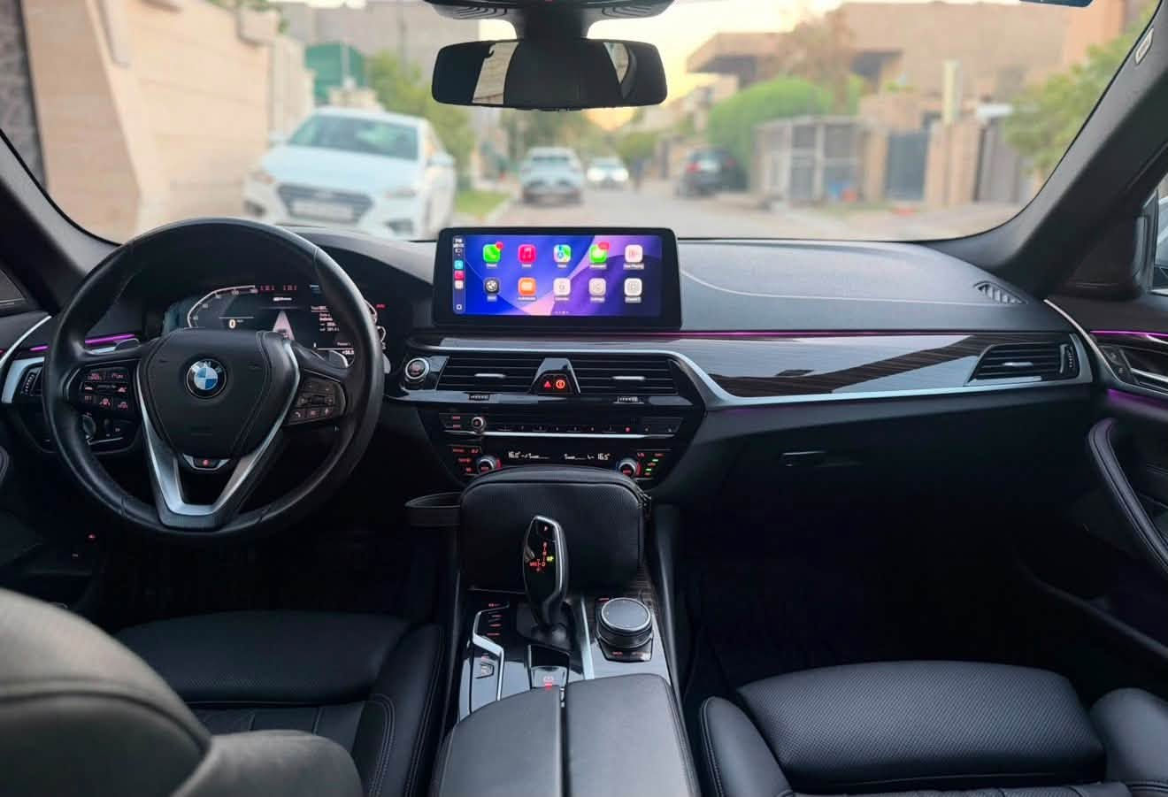 Bmw530e 2023
هايبرد و بانزين وشحن ٣ انظمة فول مواصفات ١/١ 
ماشية ٨٢ الف ميل حادثهه بنيد ودعامية
وببغداد انصبغ باب السايق 
السيارة تصليحهه كلش حلوة وكلش كاعدة وناصبة
بدون ملاحضات
كير محرك كفاله برغي مملعوب بيهن 
رايدهه ب24,500$ مكاني بغداد
***********
