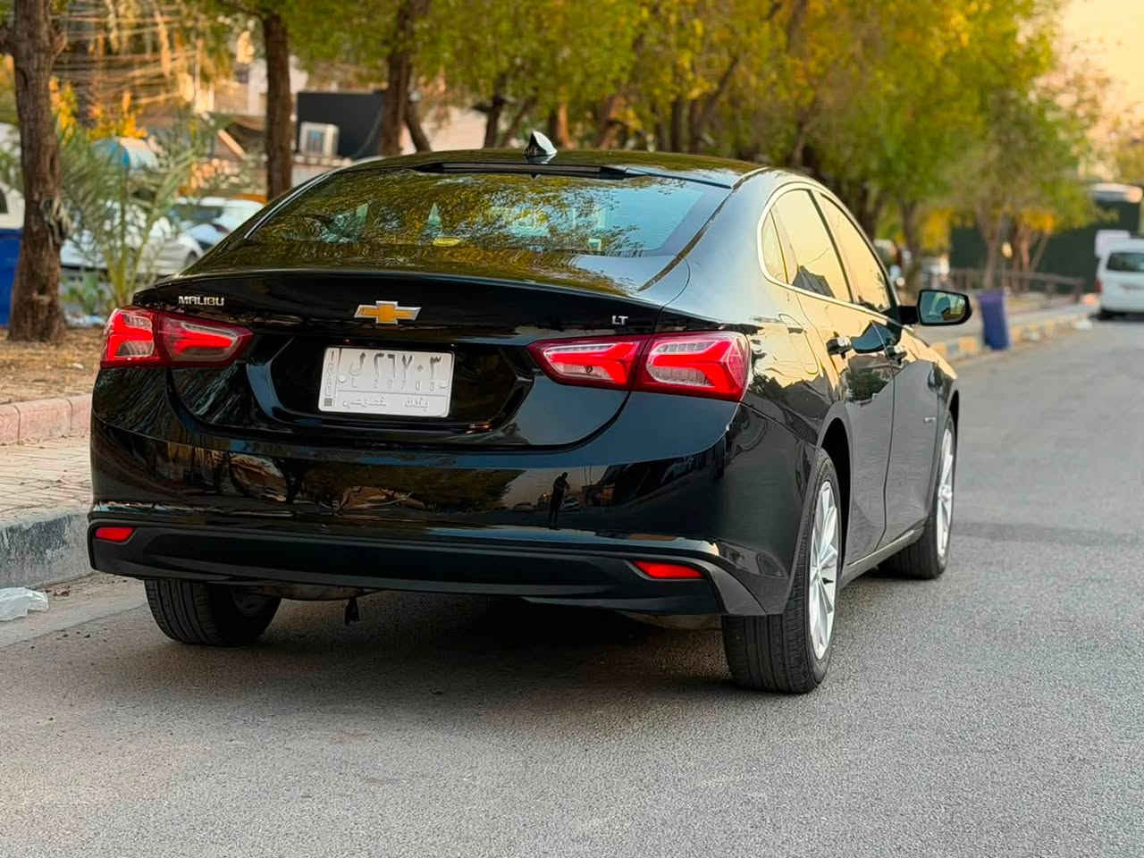 للبيع ماليبو ( 2022 ) LT
مكينة 1.5L توربو 

ماشية 64 كم فقط 

المواصفات : 1/1 

-رادار امامي 

-بصمة 

تشغيل عن بعد 

-ويل كب حجم 18

-هيترات الكشنات

 -كرسي كهرباء 

-تحكمات ستيرن + مثبت سرعة 

-مانع انزلاق 

-اوتو ستوب

-شاشة + بلوتوث + واي فاي وكار بلي 

-كامرة خلفية 

-مدخل usb + aux + type c

-تبريد قطعتين 

-هاند بريك بصمة 

السياره بيه(  الغرفة محتركة فقط )

بغداد حي القاهرة قرب مستشفى الجنوب

السعر ::120 ورقه

للاستفسار (***********)
