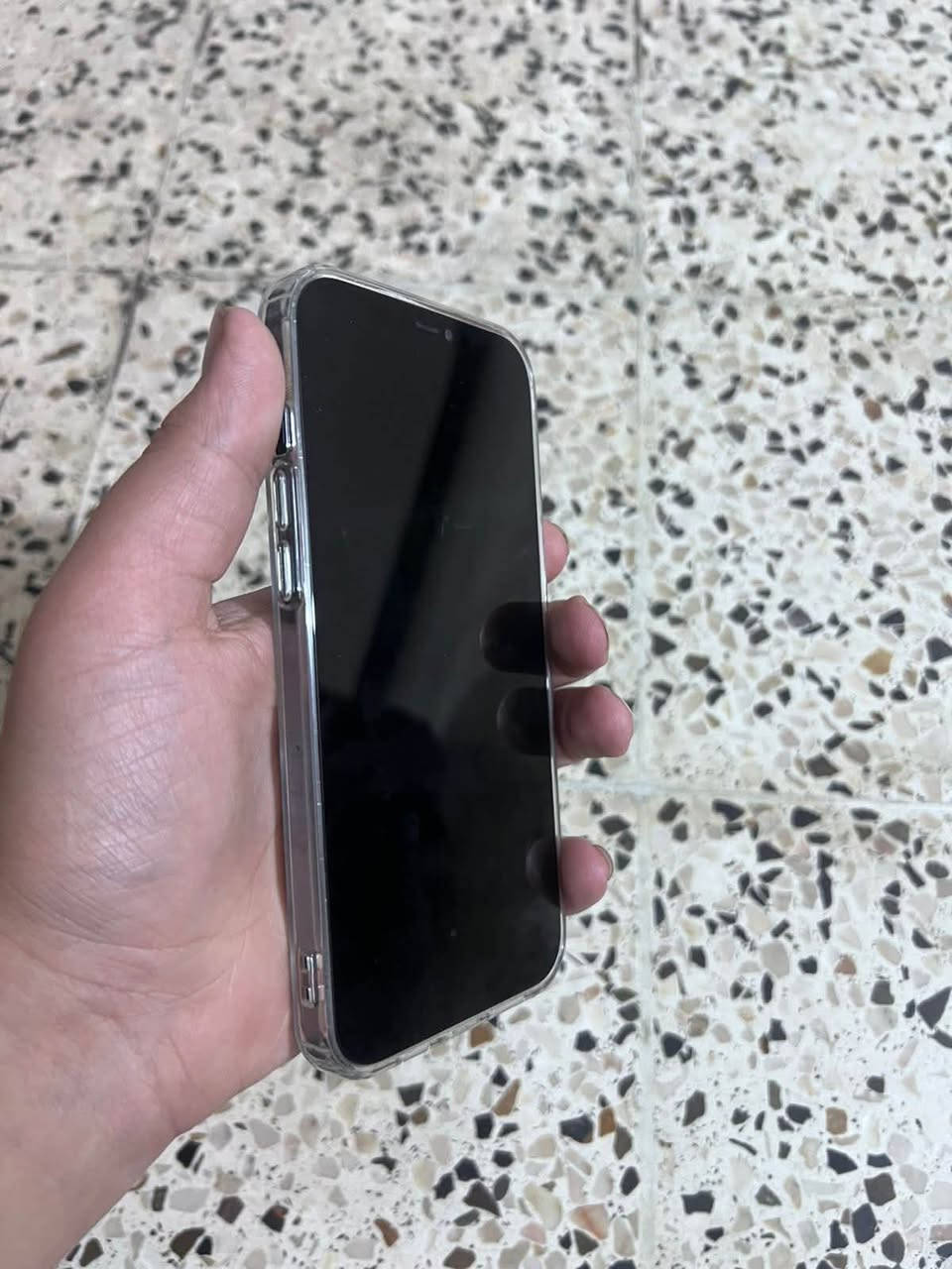 سلام عليكم ورحمة الله وبركاته 

آيفون 12 برو ماكس 

الذاكره 250

دبل شريحه 

البطاريه 80🔋

الجهاز نضيف مستبدل بس شاشه حلوه 

فيس إيدي يشتغل كلشي يشتغل

السعر 375

المكان بغداد مشتل 

الرقم ***********
