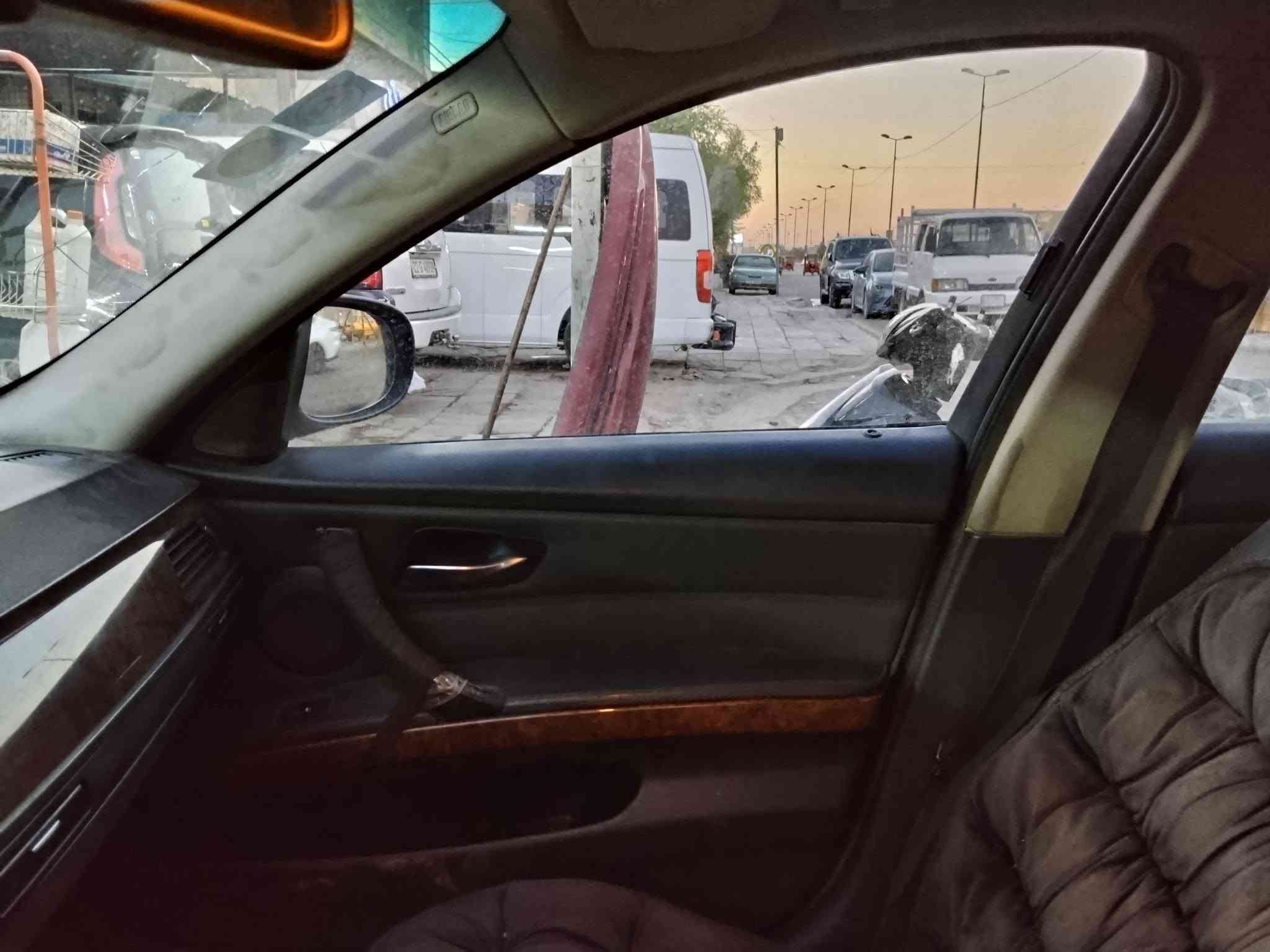سلام عليكم بي ام الوحش  بيع او مراوس حجم 325 ///E90 ///موديل 2009 فول مواصفات رقم ديالى بااسمي انكليزي تبريد قطعتين ثلج  كير محرك جدد وين ميعجبك اطلع بيها الاي محافظه كير 3 وضعيات عادي اوتو سبورت كشنات كهرباء ميموري 3 وضعيات سلايت تشغيل بصمه حادثها جاملغ خلفي عكس السايق وبيها 3 فطع صبغ السعر 85 بيها مجال قليل عنوان بغداد حي الشباب وره البياع ***********
