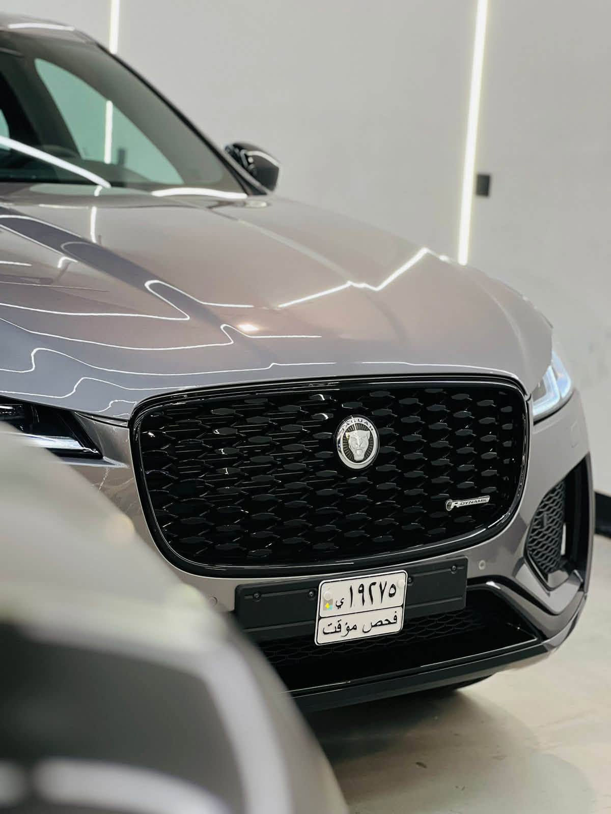 السلام عليكم
الوحش الإنكليزي للبيع 
جاكوار f-pace وكالة سردار 2024 
مكفولة كفالة عامة 
داخل احمر 
فول مواصفات  
R dynamic 
مغلفة PPF 
اربع رادارات 360  
دخول ذكي ٤ ابواب 
مقاعد كهربائية 
تدفئة مقاعد 
سقف بانوراما 
اوتو بريك 
٦ أنظمة قيادة 
نظام تنقية الهواء 
 Auto hold
‏Navigation  
وبعد بيها مواصفات هوايه 
ماشية 21 الف كيلو استعمال قليل جداً 
السعر 460 ورقة وبي مجال 
مكان السيارة بغداد اليرموك 
***********
