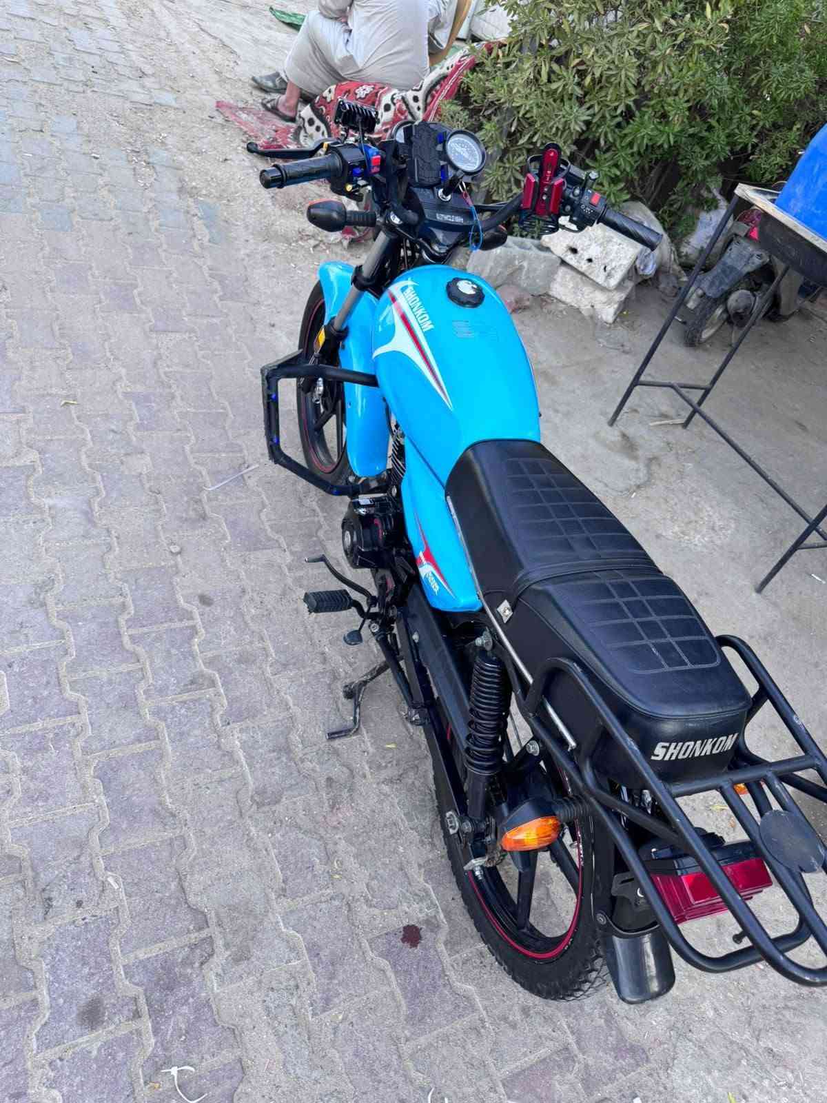 يا الله السلام عليكم عمي دراجه شونگم مديل 25 الباب الاول الدراجه كفاله عامه شادلها مازده لد و زنجيل ربل وكلاص وستان مبايل سعرها 900 قفل قفل قفل   مكاني ڪربلاء مستشفى الكفيل ***********
