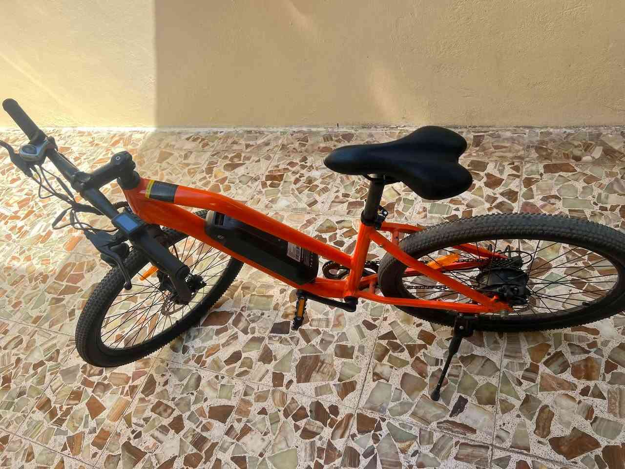 بيسكل شحن شحن وسريع هو بايدر وهو شحن
سعره 400وبي مجال لخاطر الجيه والطيبين بغداد
الرقم ***********بغداد
