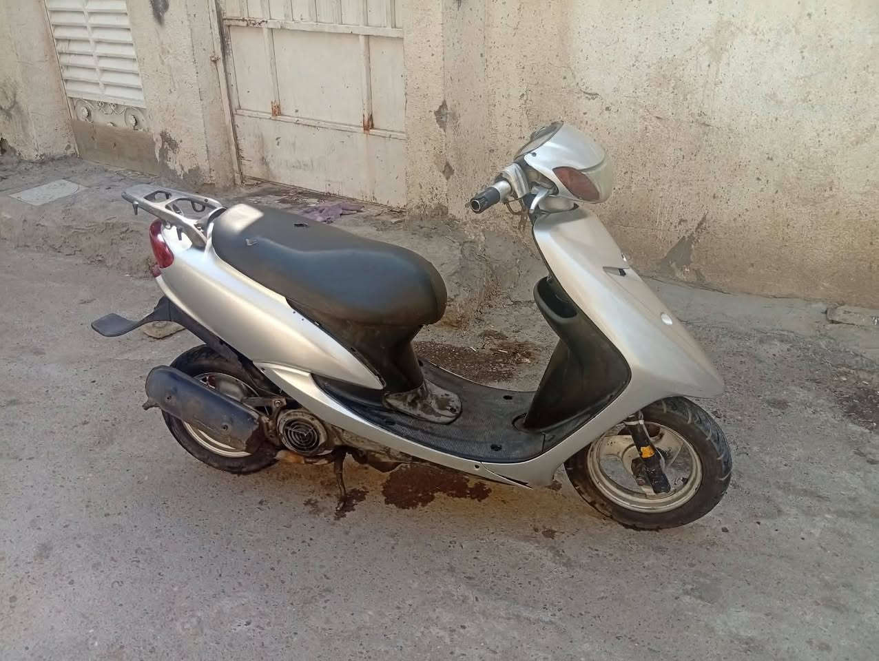 سوزوكي أدريس 60 عصفورية للبيع 🛵🔥
الحالة: كفرات ونظافة ممتازة مثل ما موضح بالصور.
المحرك: بلادي، الدراجة تحتاج فقط تنظيف كابريتر ونقص باتري وتطلع أمورها بالتمام.
الموقع: بغداد - الكريعات.
السعر: 400 ألف (وقابل للتفاوض البسيط للجادين).
رقم الهاتف / واتساب: *********** (متواجد واتساب)
