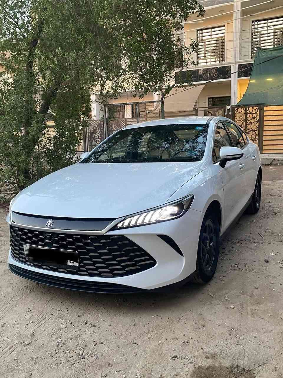 بي واي دي كن بلاص كفالة عامه 
موديل 2025 
ماشيه 33 
 السعر 19300
بعدهي عل وضع الشركة
مكان بغداد الغزالية 
***********
