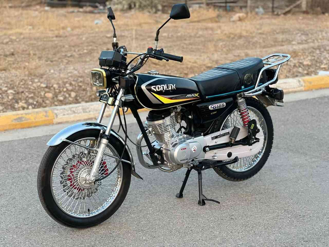 سەرەتا بەناوی خوا ئەم ماتۆڕە بۆ فرۆشتن ڕەقەم سلئمانی بەشەرتی تەحویل و بەناو کردن
مۆدیل 2025سفرە 
گئچ ئەلیکترۆنی ماتۆرەکە پئویست بەوەسف ناکا
١مانگە دەر کراوە 
تاقم ئیسپانەی بیلادی تیایە 
نرخی ملوئن 500مەعمەلەیە برایانە

چەمچەماڵ
***********
***********
وەتسئاپ ڤایبەر لەسەرە 
ئەدمین❤️
