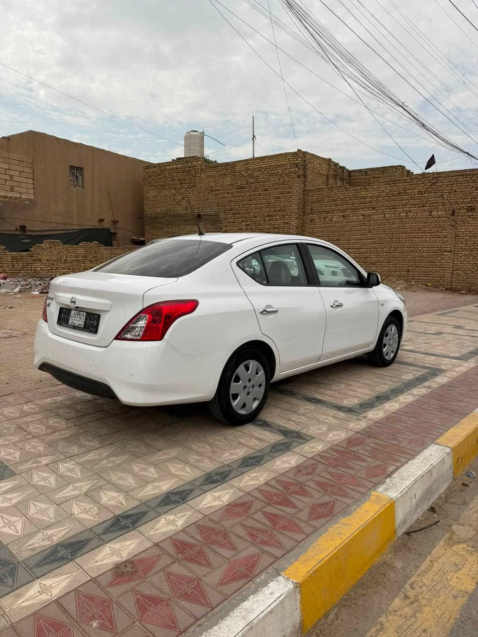سلام عليكم للبيع نيسان صني هندي خليجي 2024 سياره (كفاله عامه )حتى دعاميات دخول جديد شهداء ذي قار  مكينه كير حداده تبريد كله مكفول ماشيه 26 الف مواصفات معروفه شاشه كامره حساسات خلفيه سعر 116وبيها مجال بسيط 
مكاني ناصريه مركز 
***********
