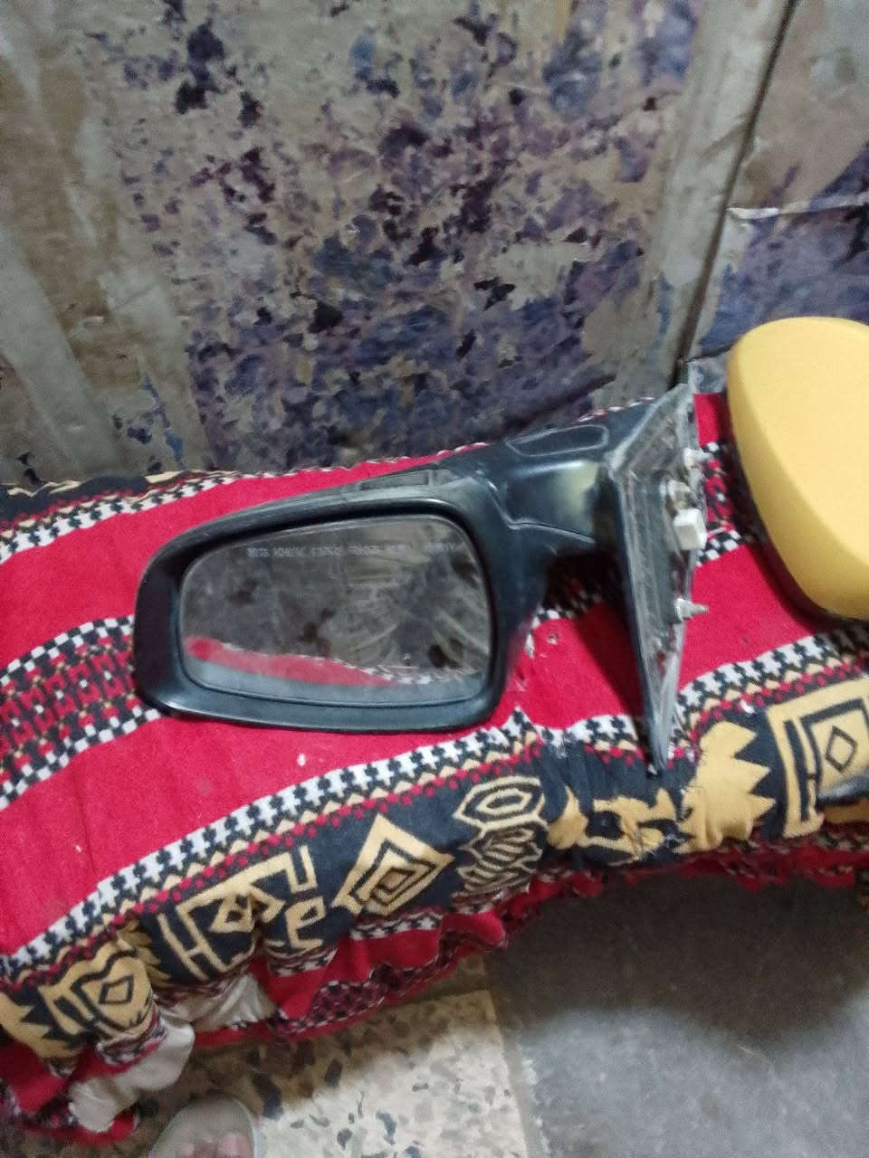 سلام عليكم مري جانبيه مال النتره مضلع ام الشاير مثل ماموضحات بل صوره ماطور تحكم مرايه شغال***********
