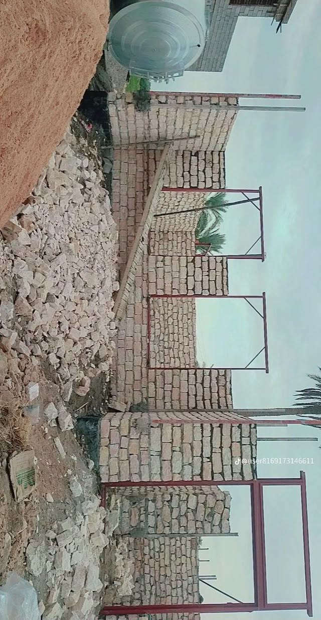 بنه حجر • جاهز للعمل • اسعار مناسبة