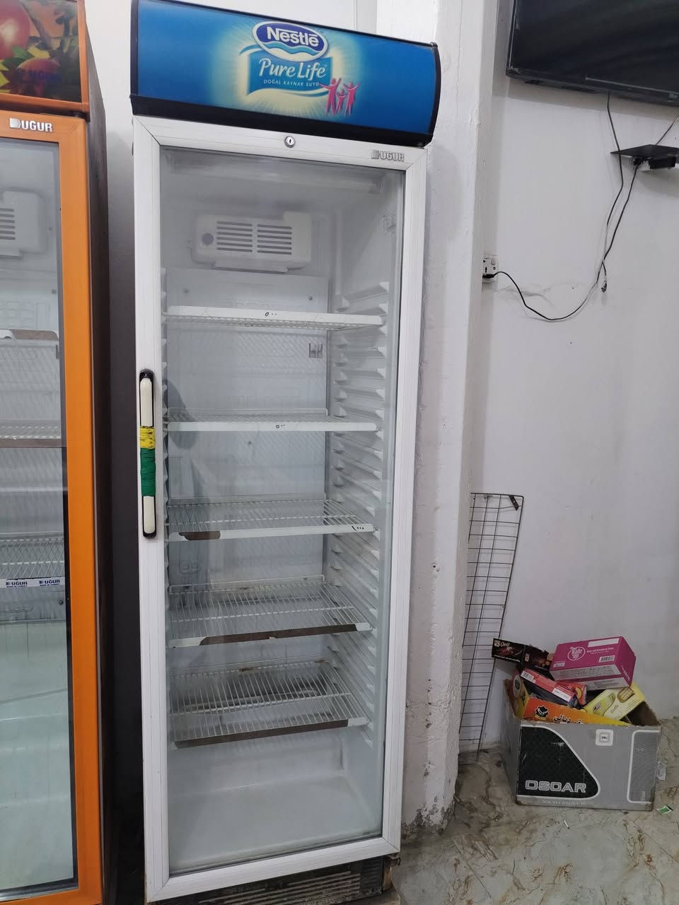 مجمدة عارضة • ٤ قطع • ديالى شهربان