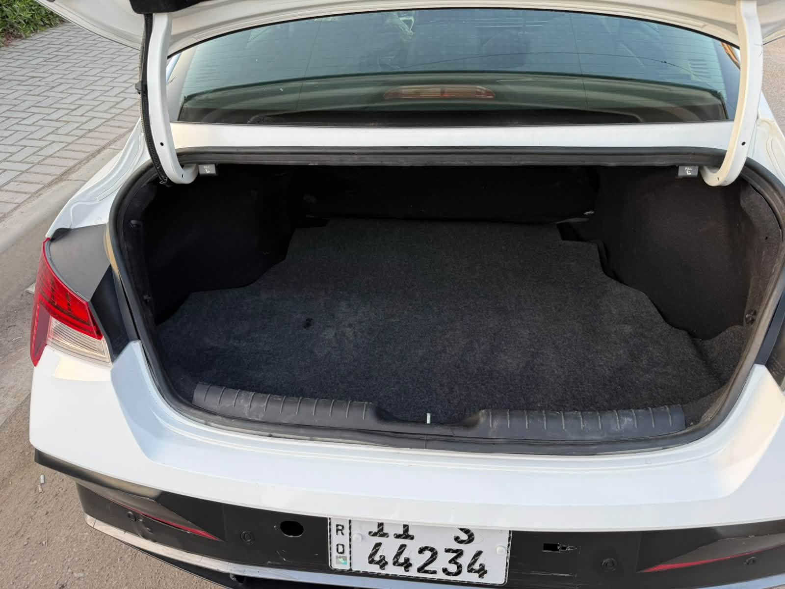 النترا موديل 2024 وارد أمريكي هايبرد حادثها دعاميه خلفيه فقط رقم بغداد بسمي مكفوله من كلشي ماشيه 77 الف ميل مكاني بغداد الشعب 

‭***********‬
