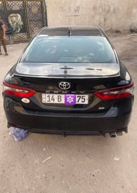 كامري SE • وارد امريكي • ٩٠٠٠٠ كم