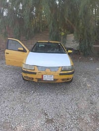 بدون راعي • ٢٠١١ • نجف