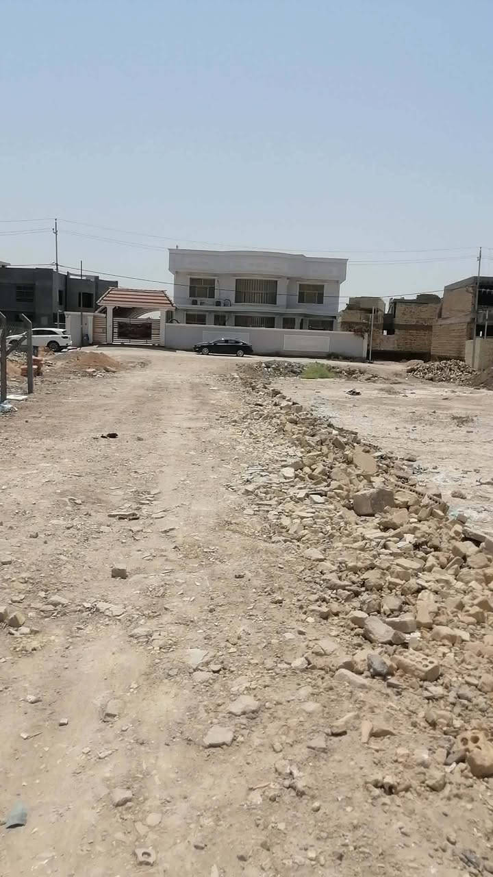 قطعه مساحه 100 متر واجه 5 نزال 20 طابو زراعي سند 25 تحويل مباشر
الموقع بشارع 100 بلفرع مال محطه لوبكس لغسل السيارات تبعد عن الشارع 150 متر منطقه كامله ومخدومه سعر المطلوب 28 مع مجال جدا بسيط استفسار اكثر خاص او اتصل *********** بي وات ساب
