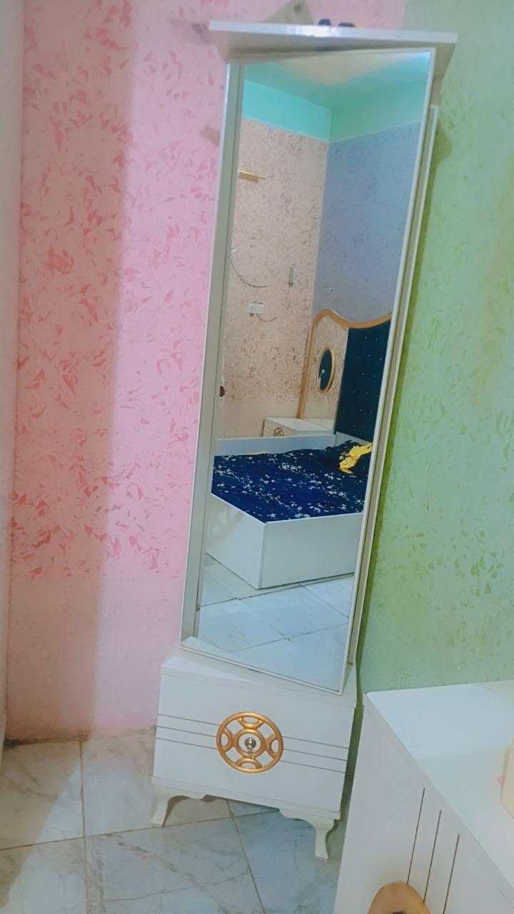 غرفه تركيه للبيع مكانه ناصريه لاتصال ع هذا الرقم  ***********

