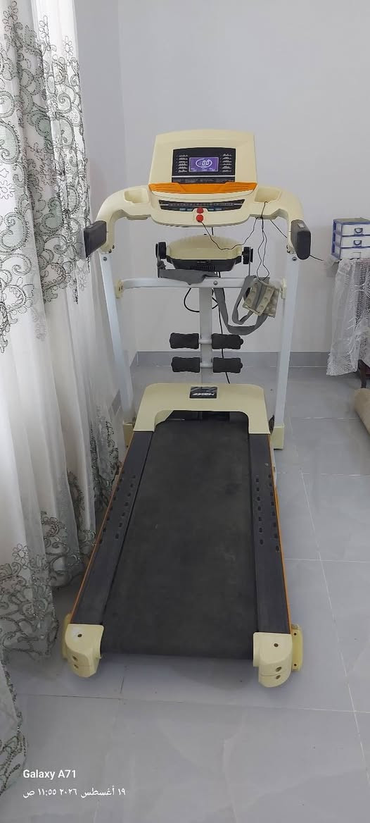 جهاز جري مستعمل نظيف جدا ألسعر ٢٥٠ ألف بي مجال قليل خلف المستشفى التركي
***********
