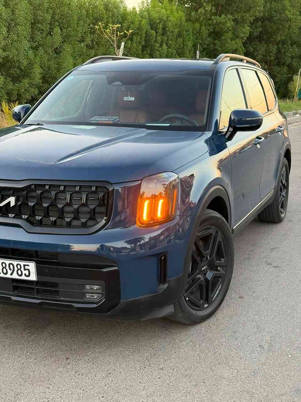 سلام عليكم
كيا تيلورايد 2024
SX- prstage  X-line
سيارة حادث خلفي بدون ايرباك 
سياره زيرو ماشيه 5000
خمس كامرات محيطيه
كشنات VIP منفصل تدفئه وتبريد
شاشه ديجتل متصل 
5 وضعيات قياده
شحن لاسلكي
داته شو
رادارات جانبيه واماميه وخلفيه توقف ذاتي ارتجاج المقود
جنطه خلفيه كهرباء
تشغيل عن بعد
لد امامي خلفي نهاري
فتحتين سقف بنوراما
الداخل جلد قرميدي
بردات خلفيه بلاديه
السياره بيها مواصفات خير من الله البرستيج الاكس لاين معروفه 
سعر السياره 320 وبيها مجال بسيط
مكان السياره بغداد الطالبيه
للاستفسار
***********
