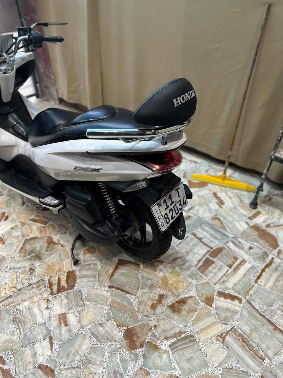PCX • ١٢٥ • مرقمه