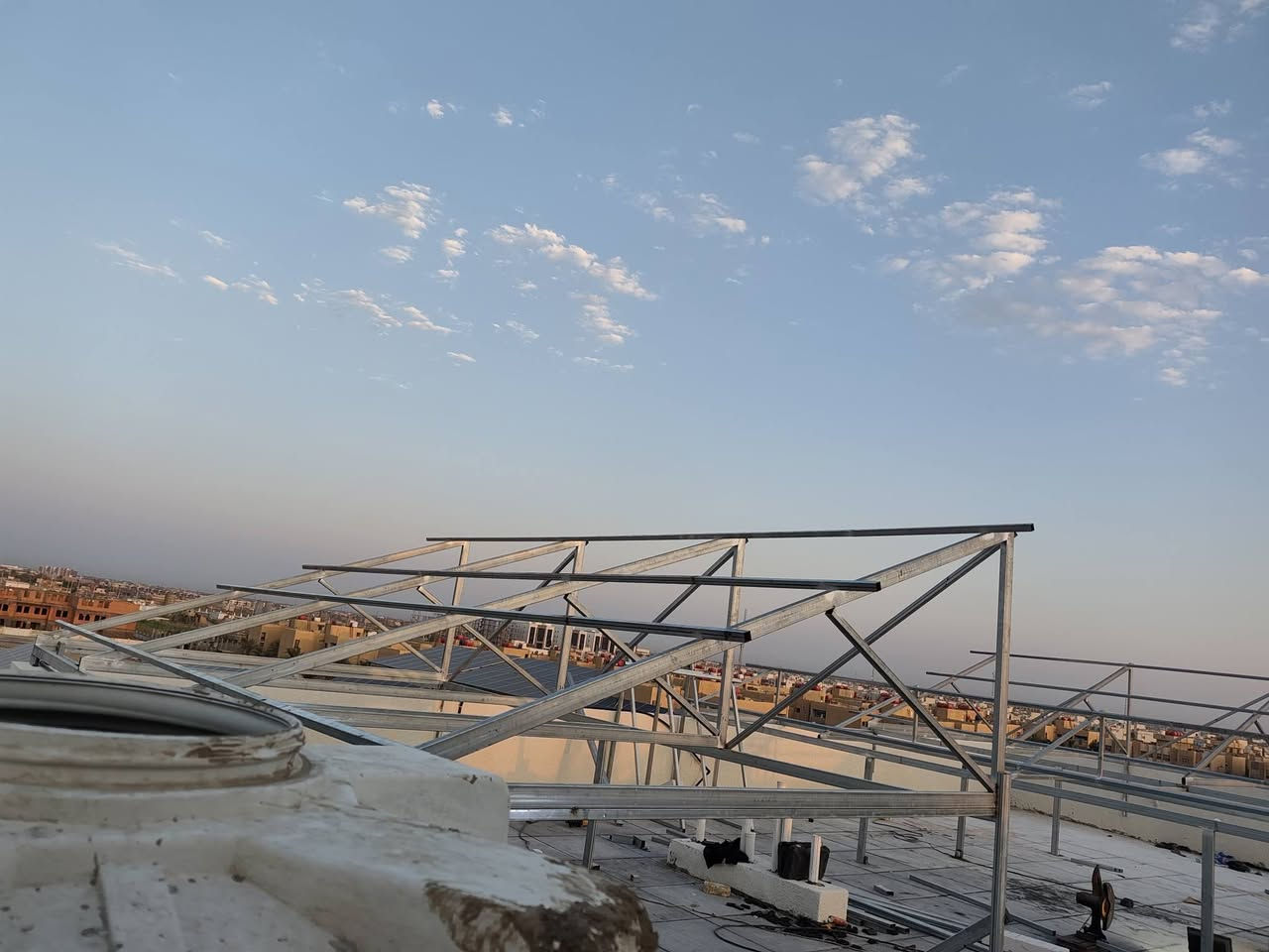 فريق الراشد لعمل هياكل الطاقة الشمسية وكافة اعمال الحدادة بخبره وعمل متقن ولكافة محافظات العراق ***********
