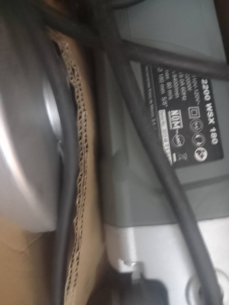 للبيع كوسره امريكي نوع kress 110v
جديده السعر ٨٠ الف؟.
بغداد .***********
