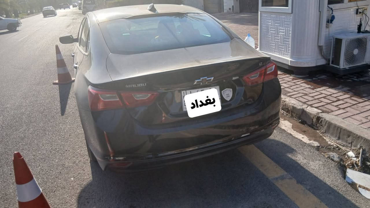 السلام عليكم
ماليبو 2018 Lt للبيع
حادثها جاملغ عكس السايق وببغداد بيها ضربه الباب عكس السايق ومصبوغه البابتين والجاملغ يعني 3 قطع صبغ وعندي هم بيها طخه بنفس المكان 
السياره LT معروفه مواصفاتها 
السياره ماشيه 175 الف
دهن الكير مبدله 
السياره باسمي عليها غرامات 
غراماتها وسمكرتها واكعه من فلوسها تجي تشوفها ونتفاهم
للاستفسار اتصل واتساب 
***********
المكان بغداد الكرخ
