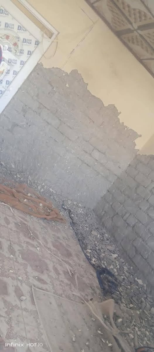 السلام عليكم يوجد كادر عمل تعديل بيوت فرش حجر تصعيد رمل واسمنت سيراميك تعديل حدائق تعديل تكعيبات لبخ تكعيبات تكسير صبه تعديل بيوت حفر ابيار دائريه وبناء تعديل تكعيبات تقشيط حائط اسمنت وجص درز مال بيوت تنظيف بيوت من الحشيش ****************************

نص مكتوب في الصور:
- Infinix HOT 10