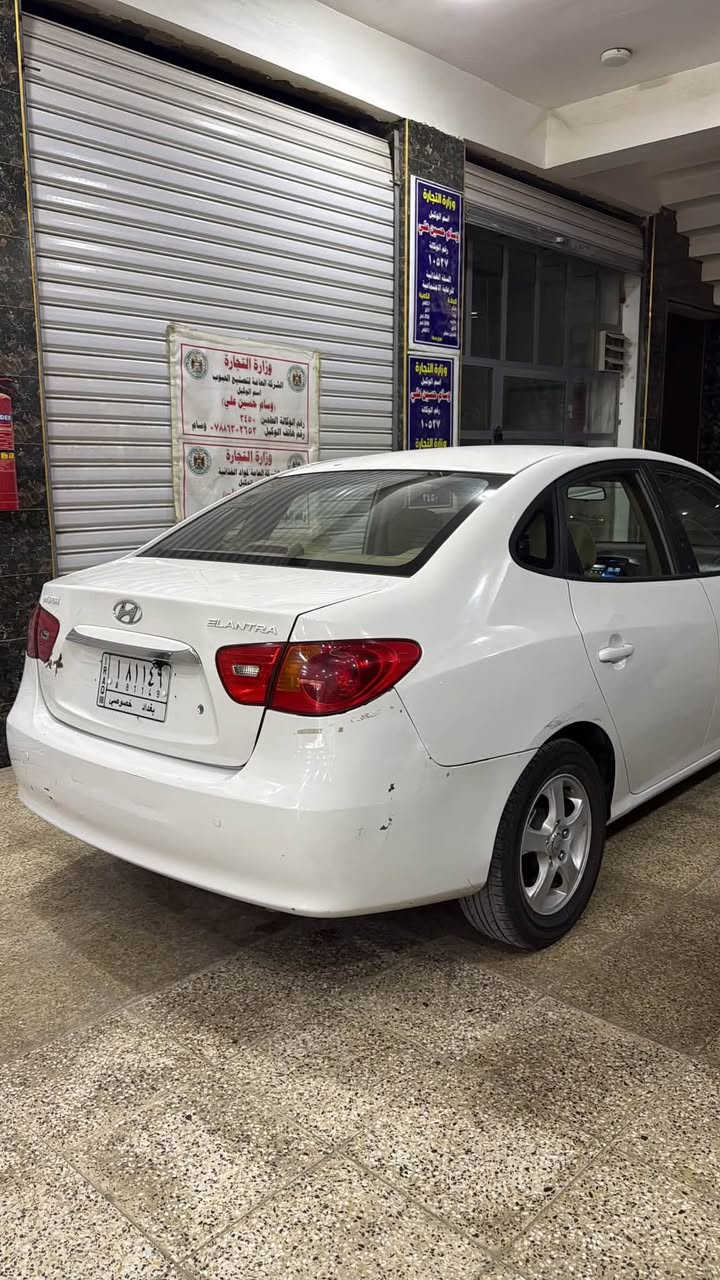 النترا مقدس 2011
بيع او مراوس ويه byd
رايدهة 88
السياره مصبوغه حزام مكفوله من الغرق و الكص
مصبوغه جماليه 
المكان بغداد العامريه 
الشراي يخابرني عل رقم 
***********
