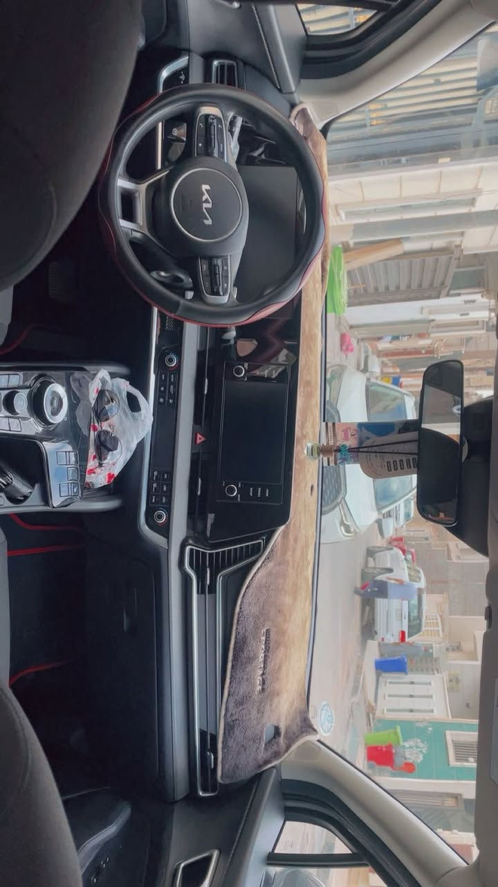 سلام عليكم
كيا سبورتج وارد امريكي موديل 2023 

السياره هايبرد موصفات عاديه السياره حادثها جاملغ خلفي وباب وصور حادث مرفقه ماشيه 55 ميل 

بجم كبس السياره بسمي 

السعر 168 مكاني بغداد

هـ ***********

