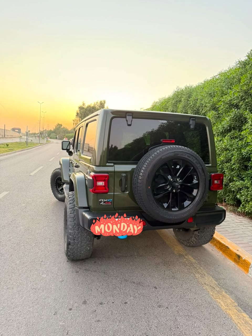 Jeep Wrangler 2022 sahara
جيب رانكلر 2022 صحارا

4 سلندر تيربو  - هايبرد - شحن plug in

فول فول مواصفات

جام كهرباء اوتو

شاشة - كامرة

قطعتين تبريد

هيتر بالمري

كار بلي + اندرويد اوتو

تحكمات ستيرن

مشدود عليهه تايرات وويالة جبلية اصليات بشرط

السيارة عليهه صيانه دورية 

الكير والمحرك شرط مكفولات والسيارة ترايهه زيرو

ماشيه 34 الف ميل 

بيها صبغ بابتين جهه سائق والبنيد مبدل ومصبوغ

للاستفسار خاص او واتساب ***********
