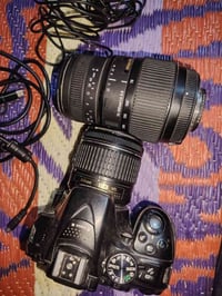 نيكون 5300 • عدسة 18-55 • زوم 70-300