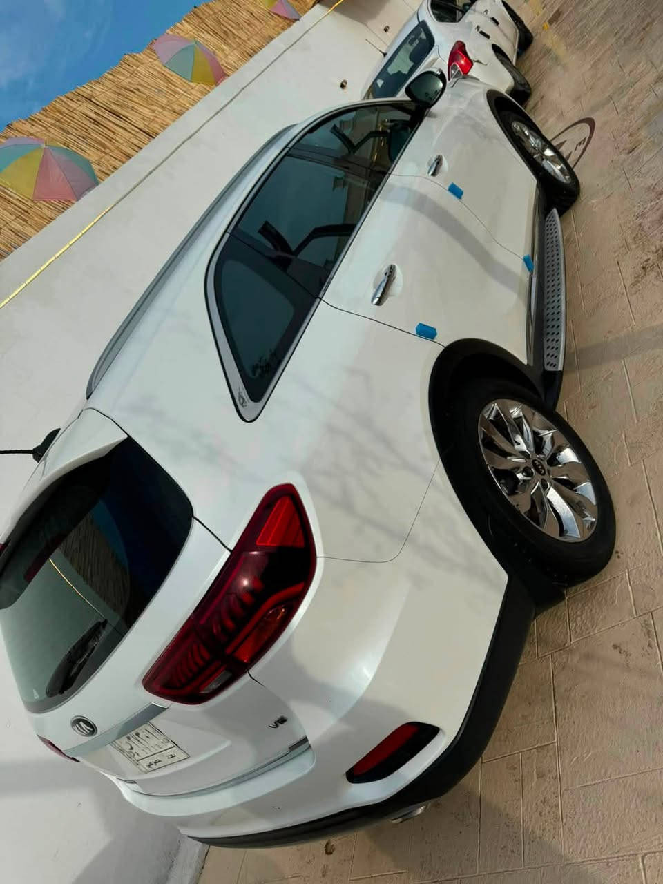 سلام عليكم 
سورنتو 2019 خليجي لون صدفي مكفوله من الصبغ وتكحيل بيها فقط بارد ع كد 4اصابع لااكثر والباقي مكفول كفاله عامه 
رقم بغداد باسمي رقم نكليزي جديد مواصفات فول الفول 1/1 مكان السياره بغداد الشعب 
***********
***********
