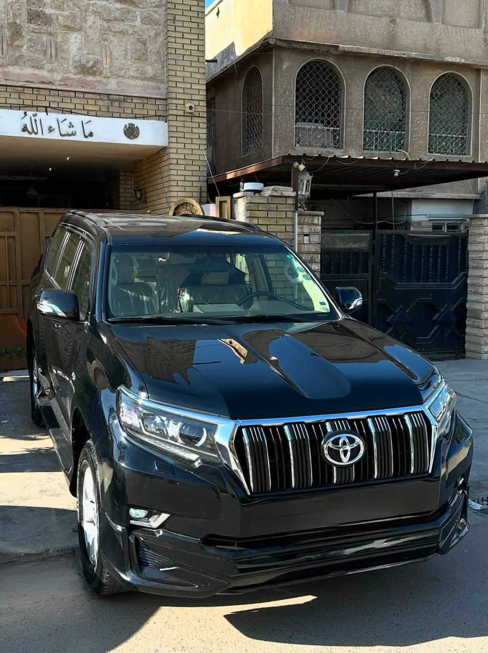 للبيع | تويوتا برادو 2023 TXL
▪️ الفئة: TXL
▪️ الموديل: 2023
▪️ الممشى: 45,000 كم
▪️ رقم أربيل وباسمي

▪️ السيارة بحالة ممتازة، استخدام نظيف وجاهزة للفحص.

ملاحظات السيارة بكل شفافية:

 ● بارد اصبعين بالباب السايق.
 ● تكحيل بالدعامية فقط.

السيارة نظيفة جداً وما تحتاج أي مصروف، مناسبة للي يدور على برادو مرتب وسعر منافس.

للاستفسار والتواصل:
📞 ***********
📞 ***********
