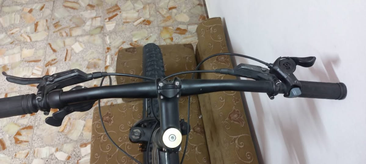 السلام عليكم للبيع
بايك جبلي ياباني 
حجم الاطار 29
حجم الفريمL
الفريم ب الكامل الامنيوم خفيف الوزن
وايرات دفن 
مكينه خلفية 9 سبيد 
مكينه اماميه 3
دبل شغال وخفيف 
بريكاد دهن هيدورليك 2 بستم
الباسكل قطعة نادرة 
اطارات ضد البنجر
السعر 250
***********

