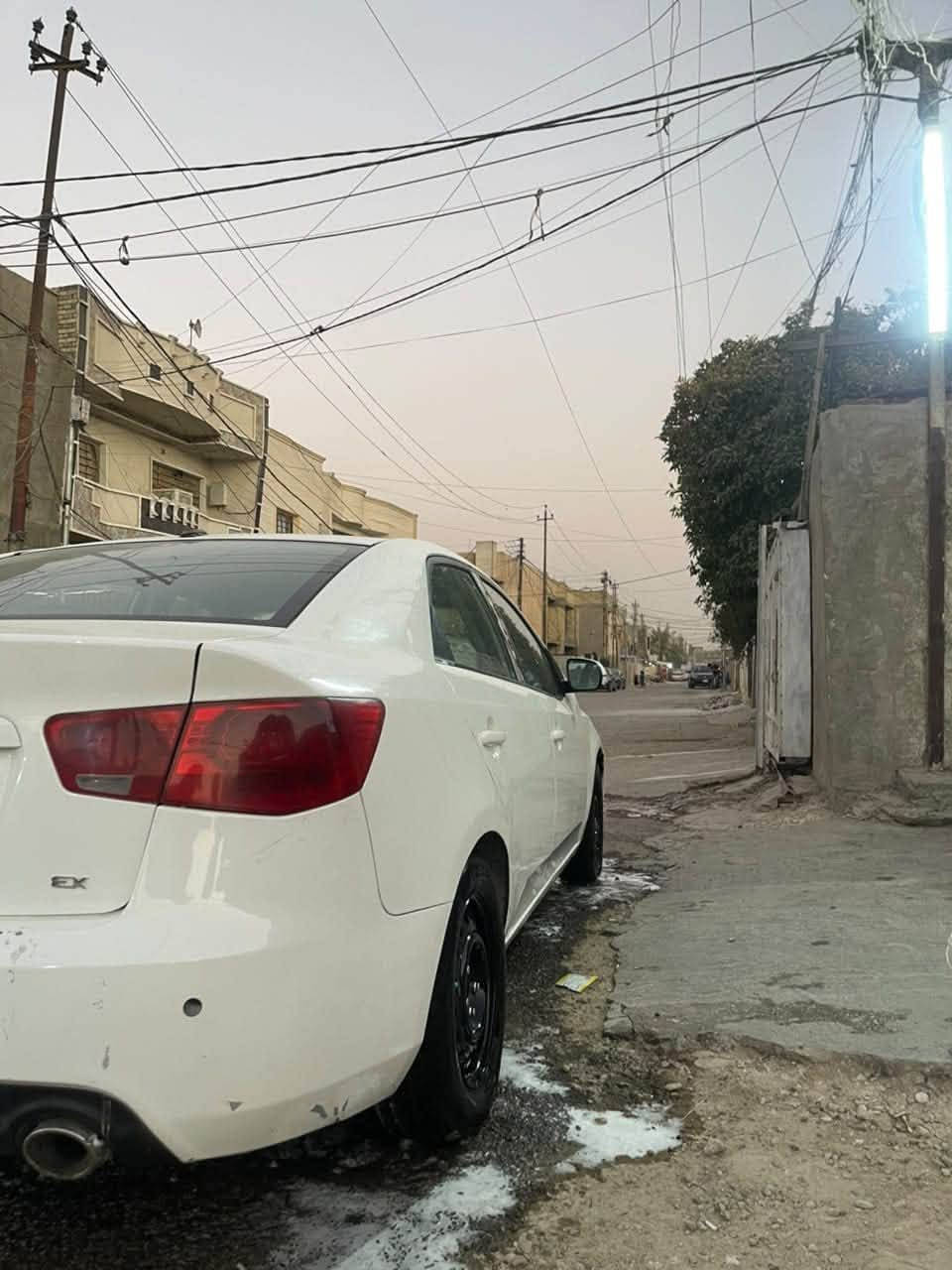 للبيع كيا فورتي2011 حادثه الصندوق بدون دواخل السياره مصبوغه عام  لل
جماليه وتخم تاير ويل جديد والسياره مدوشمه عام ما بيهه نقص مكينه كير تبريد خير من الله
السعر79 وبيهه مجال للطيبين

مكاني بغداد قرب تقاطع درويش

للاستفسار***********
