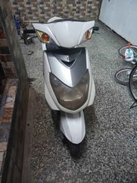 دراجه للبيع سكنس فحل 600وبيه مجال والعنوان الشعله الرقم 07729736131